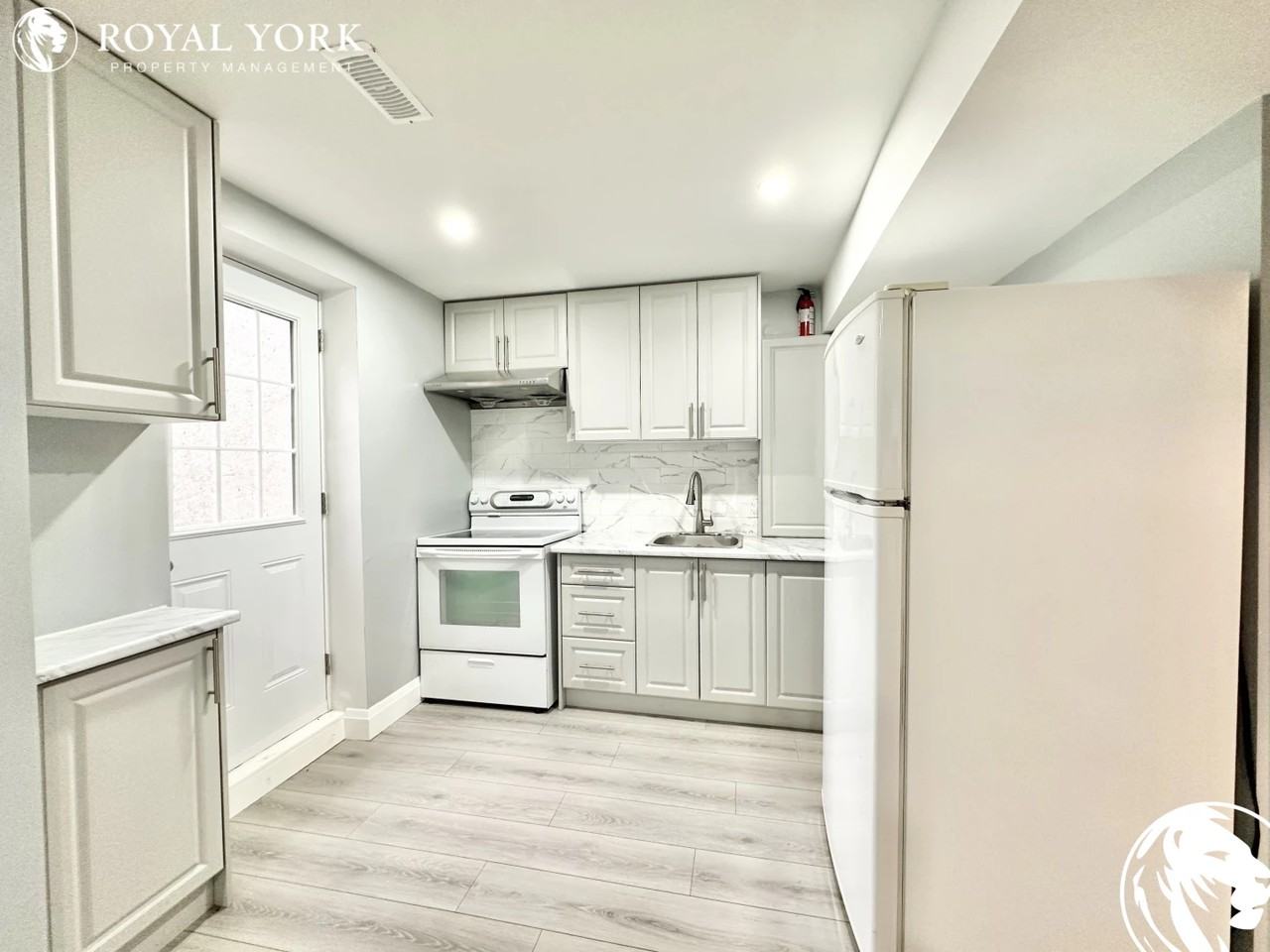 2-145 East Shore Drive, Bowmanville, Ontario L1C 1Z8 - Photo 3 of 15