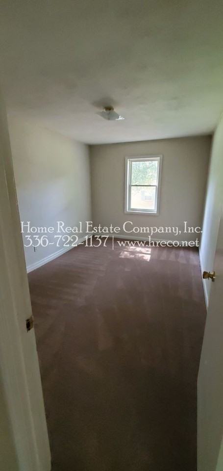 605 W 23rd St #A - Photo 6 of 7