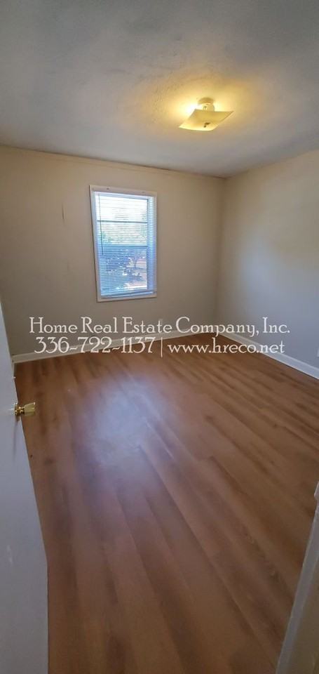 1338 Gray Ave #A - Photo 5 of 8