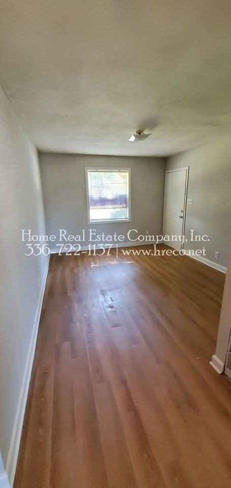 1338 Gray Ave #A - Photo 7 of 8