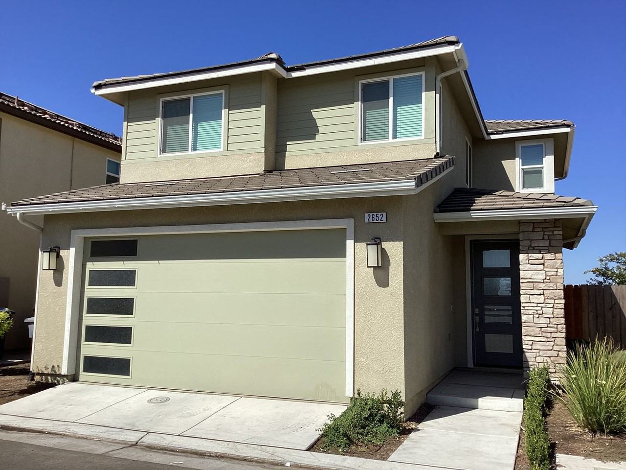 2652 Bradbourne Way - Photo 2 of 50