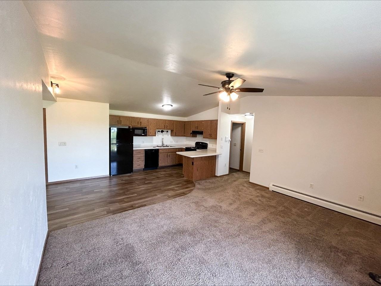 Clintonville Estates - Photo 6 of 18