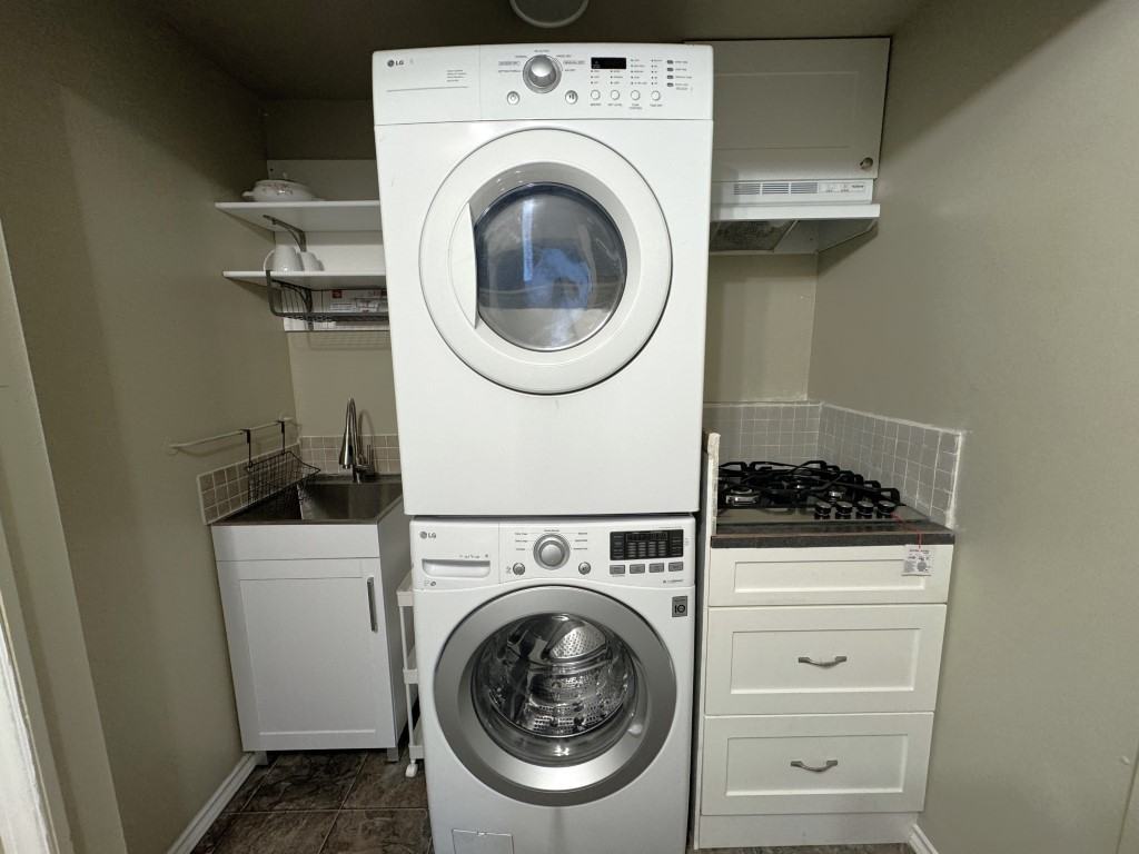 3788 Howden Drive - Photo 3 of 47