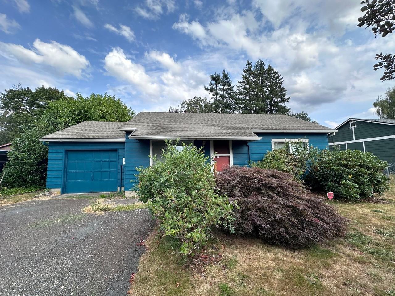 360 Ne Liberty Ave - Photo 2 of 15