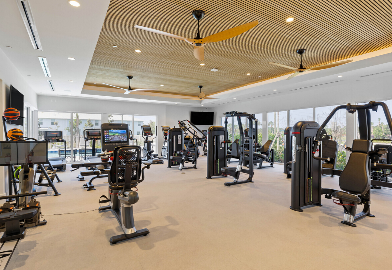 Serenity Stuart - Photo 5 of 50