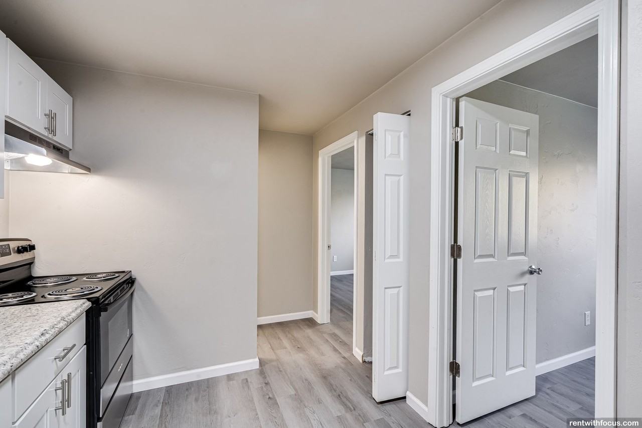 Lakeview Ridge - Photo 4 of 20
