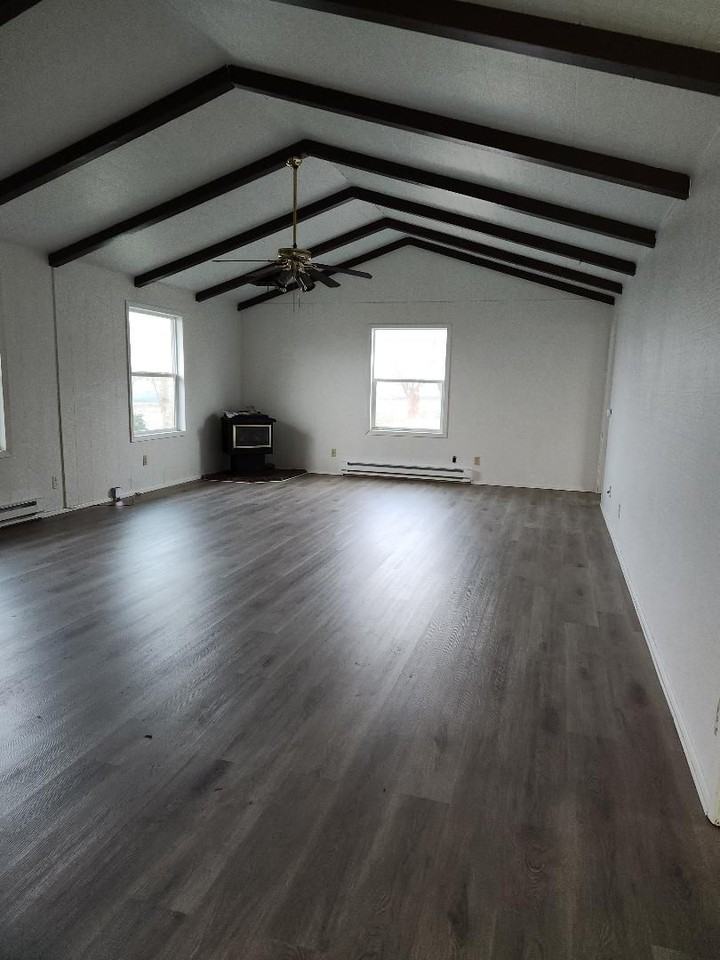 34499 E Lacomb Rd - Photo 2 of 21