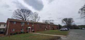 725 Akron Dr #P - Photo 1 of 1