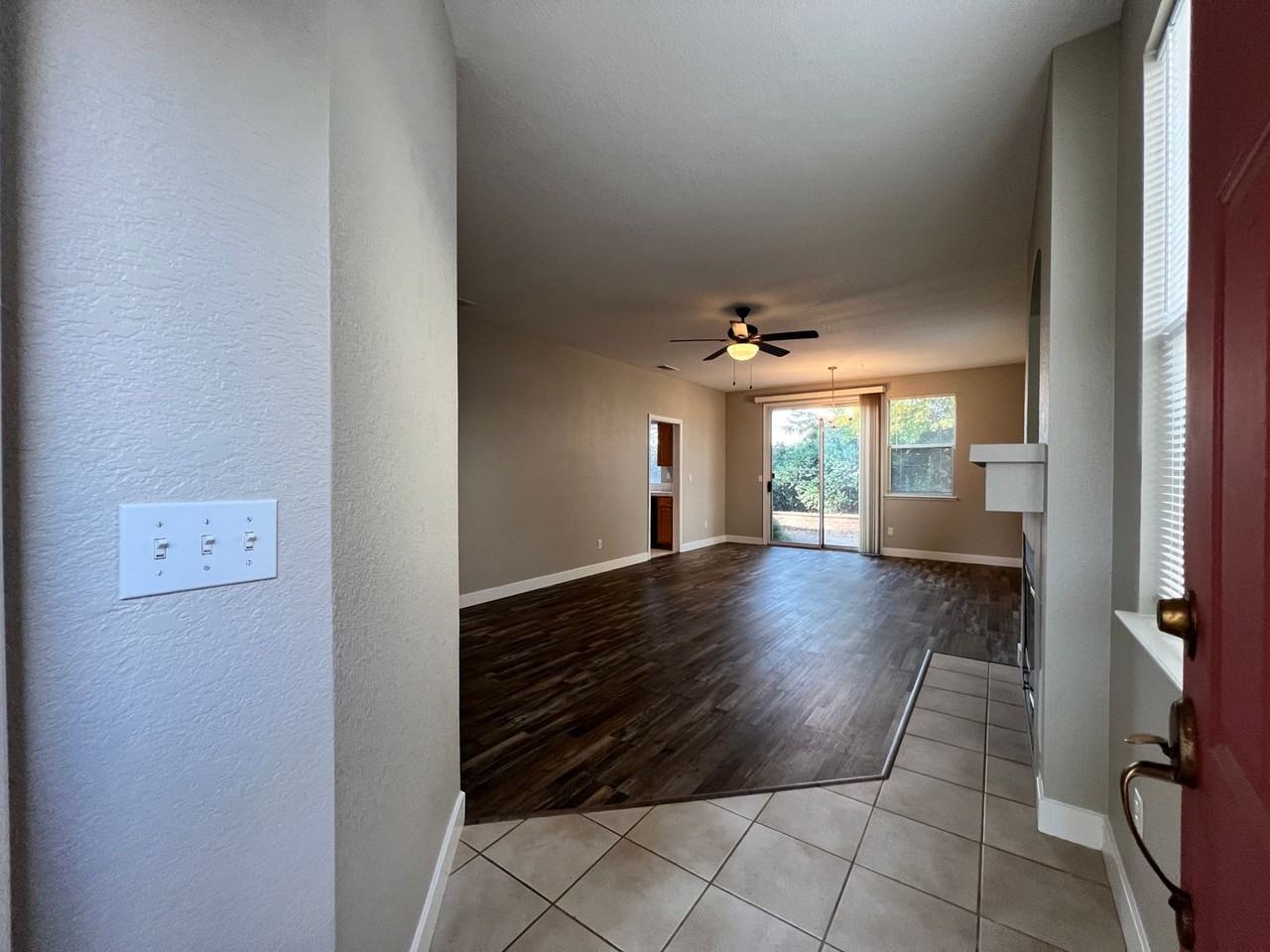 3062 Carousel Cir - Photo 2 of 31