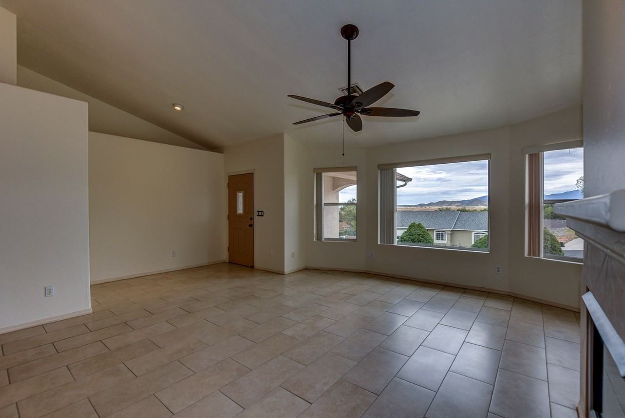 8381 E Hopi Cir - Photo 4 of 39