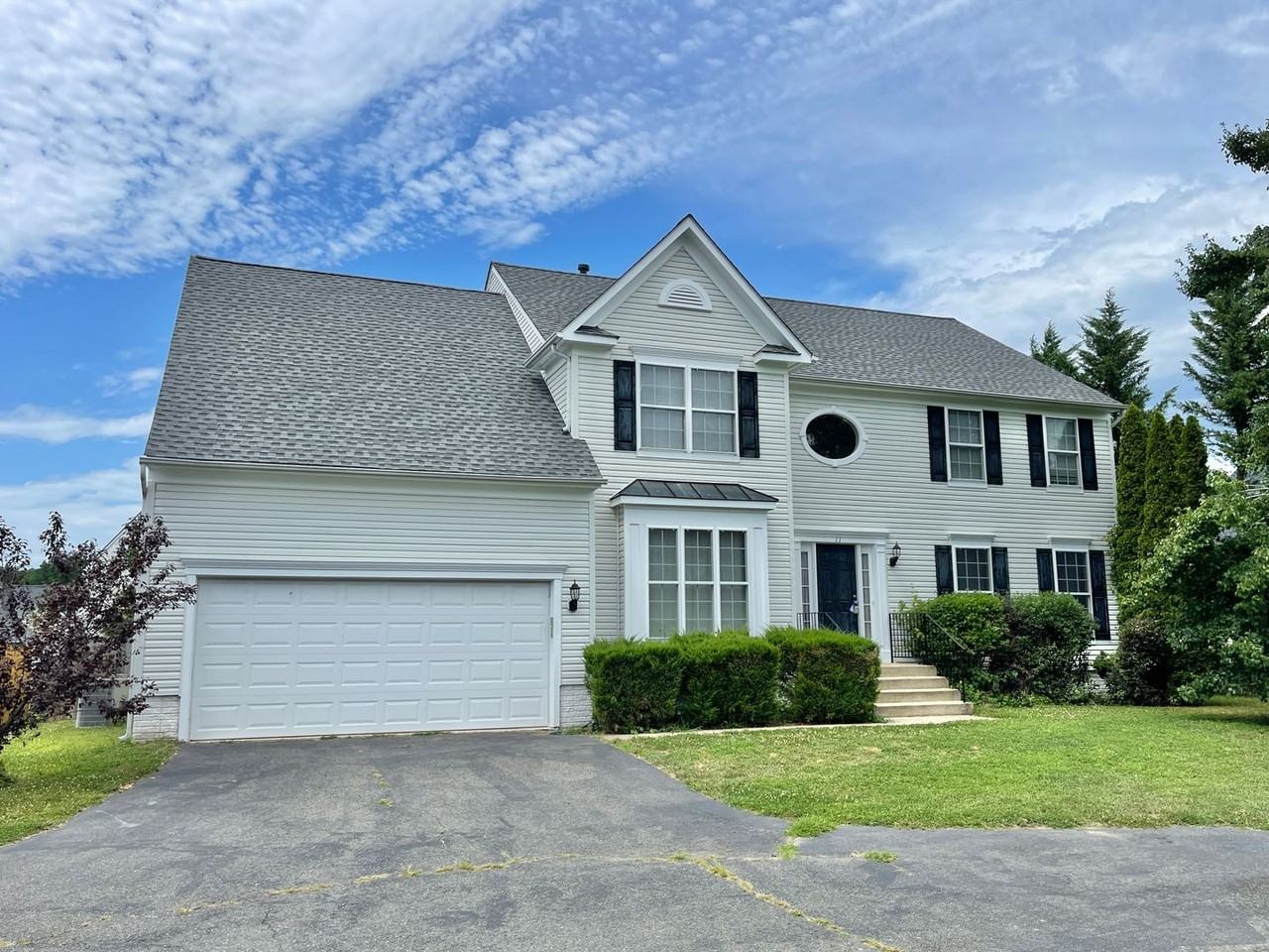 11 Cloverleaf Ct - Photo 3 of 44