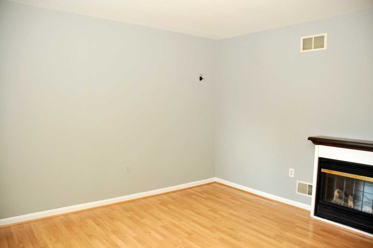 125 N Towne Ct - Photo 5 of 17