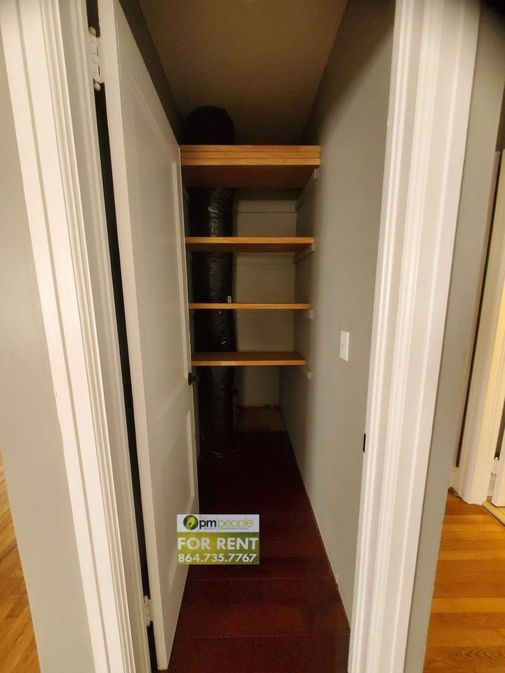 303 Mcbee Ave - Photo 2 of 27