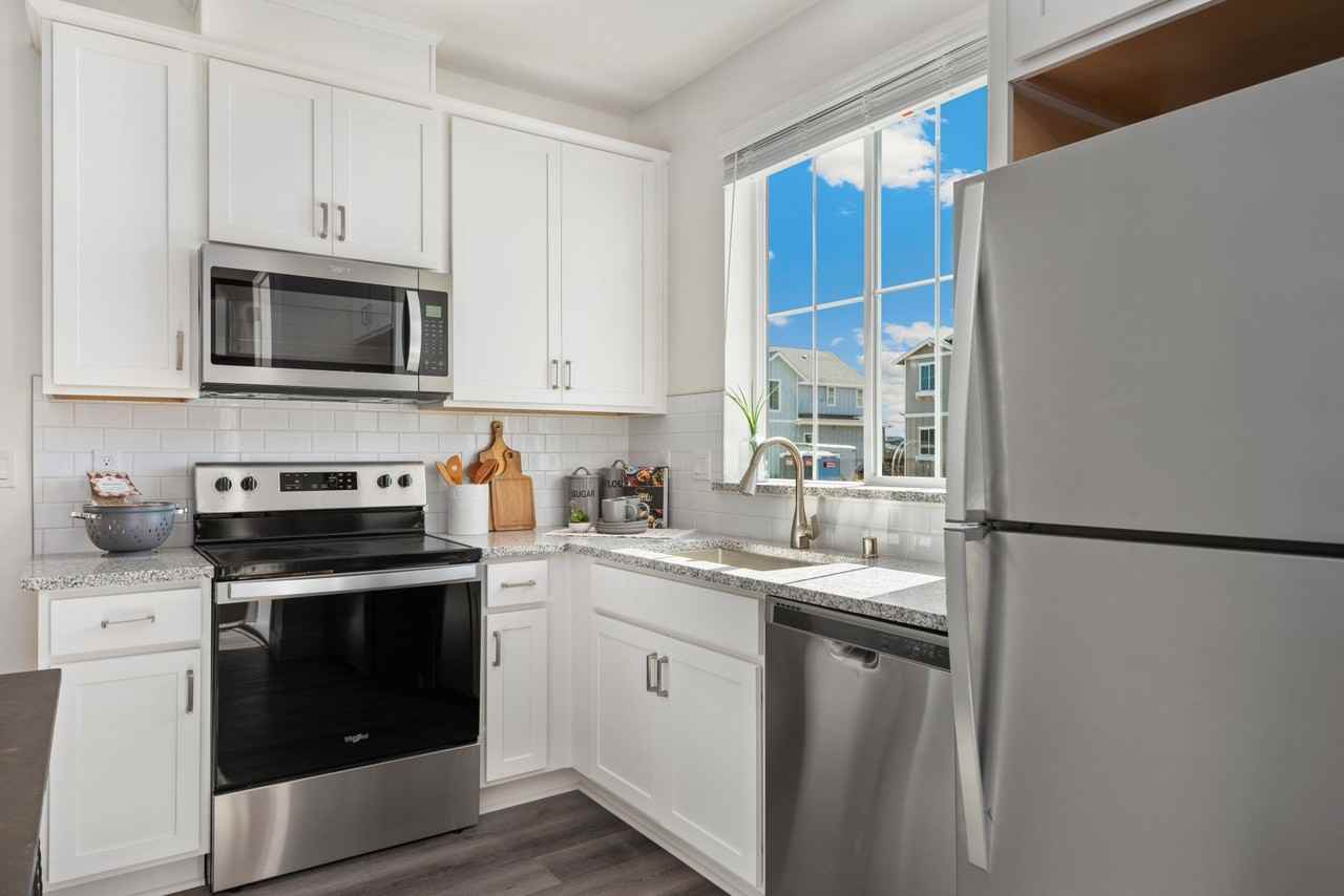 2085 Landen Ln - Photo 5 of 15