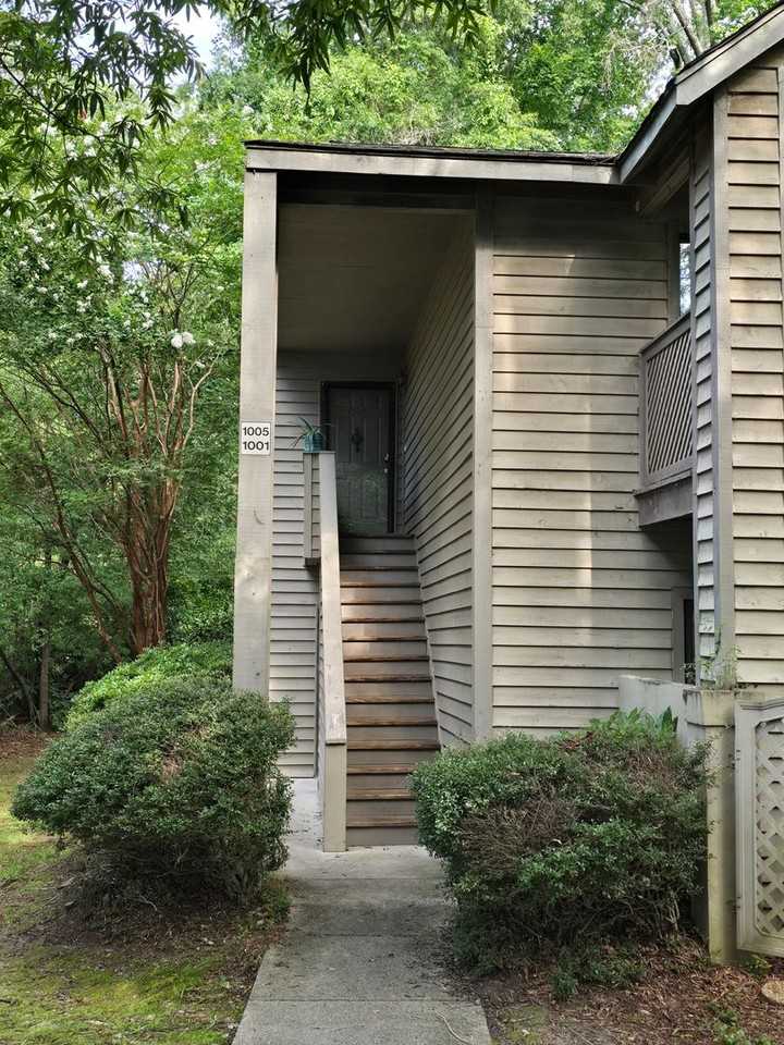 1001 Creekside Way - Photo 2 of 19