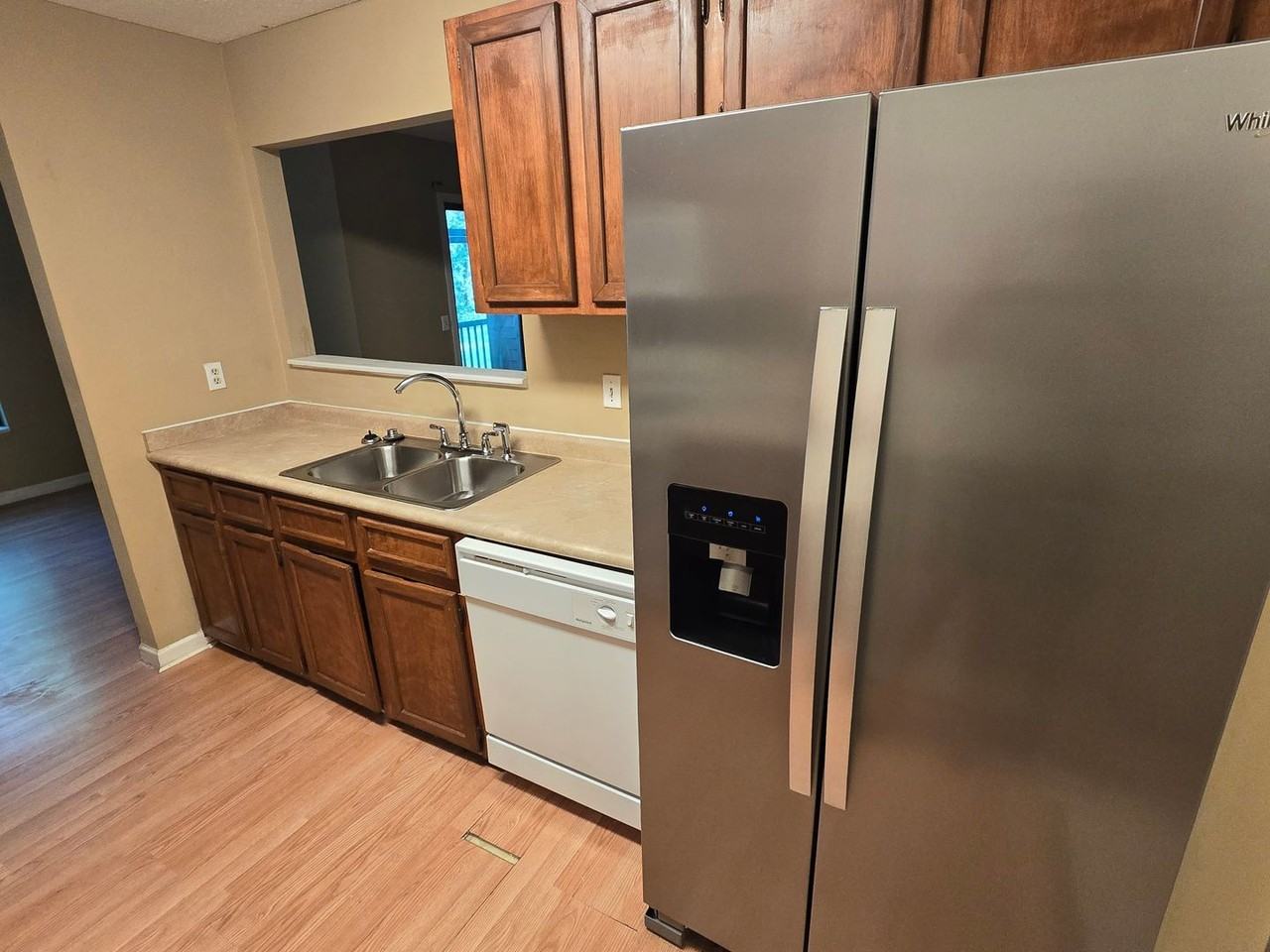 1001 Creekside Way - Photo 3 of 19