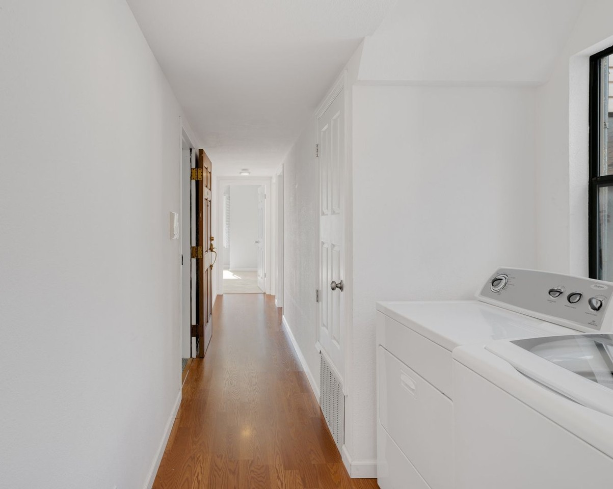 463 25th Ave - Photo 5 of 36