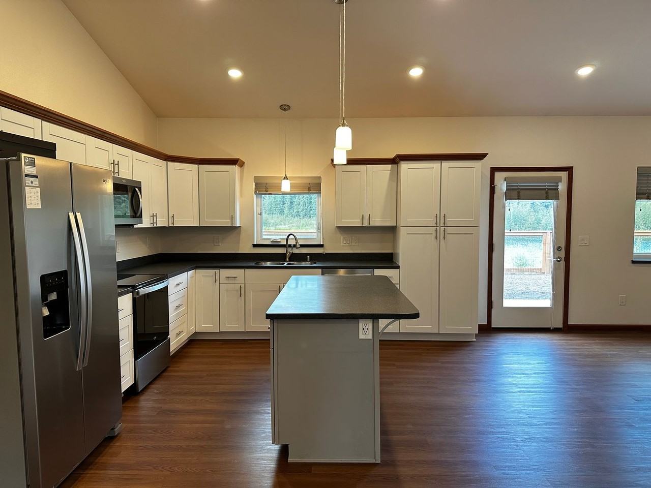 3141 Psalms Blvd - Photo 3 of 25