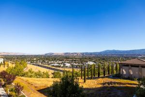 featured image of 287 Adeline Pl #2