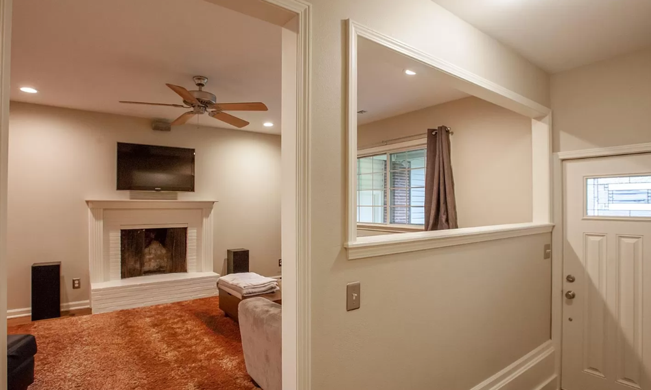 1312 South Marion Avenue - Photo 2 of 21