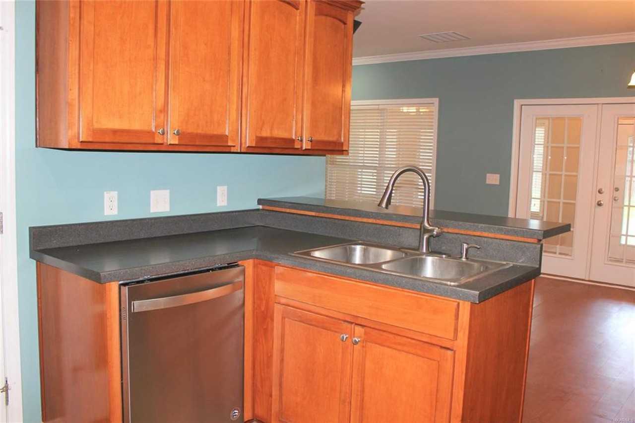 102 Timber Hill Ct - Photo 7 of 21