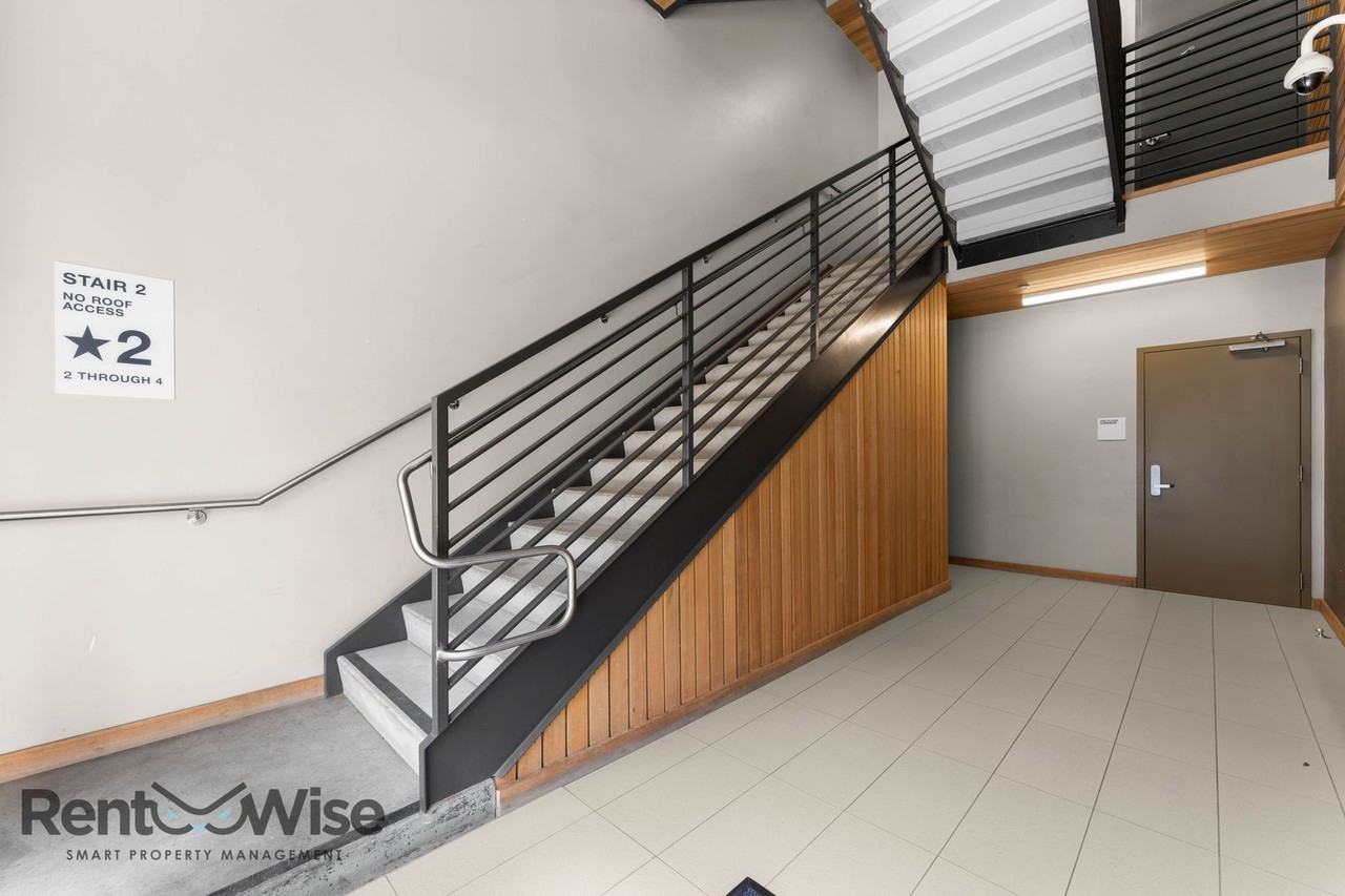 50 Jerrold Ave #308 - Photo 4 of 44