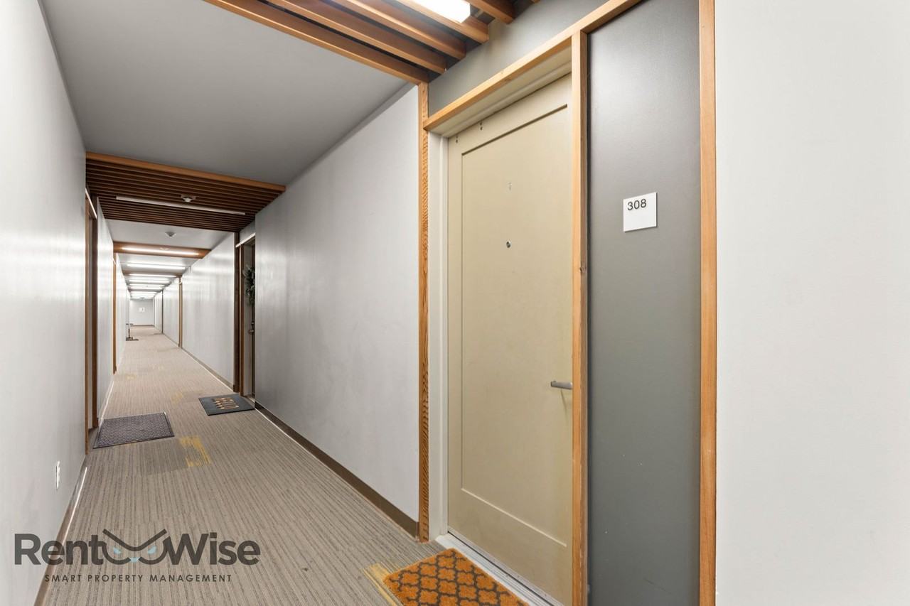 50 Jerrold Ave #308 - Photo 5 of 44