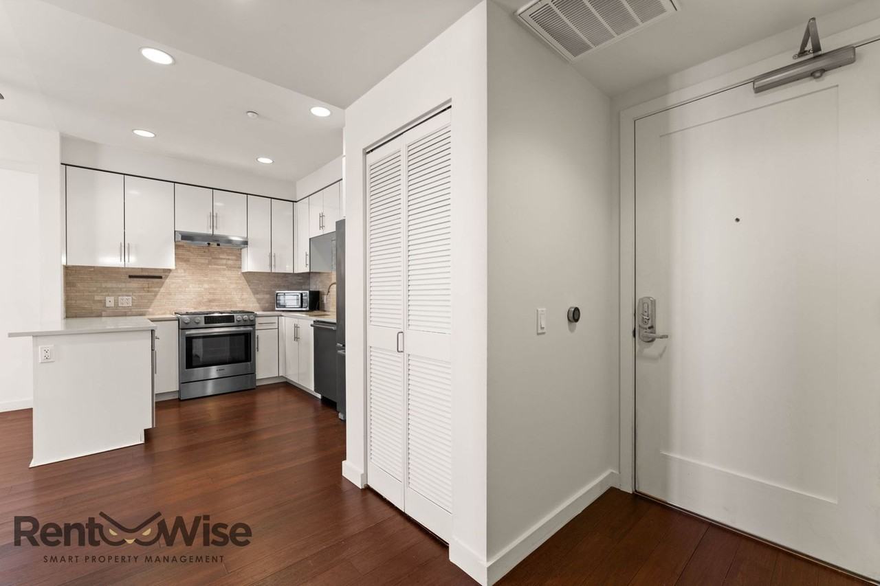 50 Jerrold Ave #308 - Photo 6 of 44