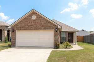 featured image of 3829 Pickering Pass Dr