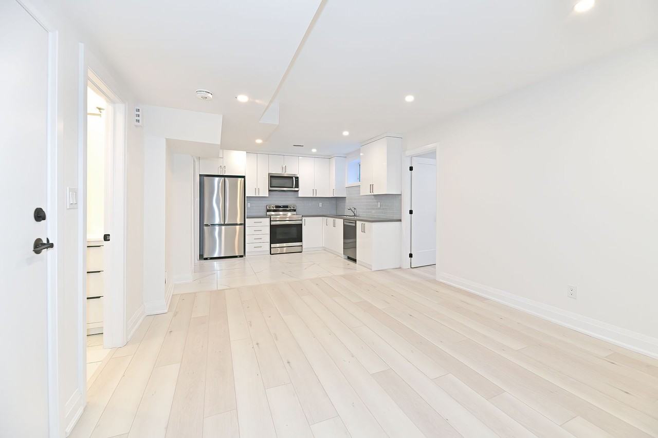 74 Westdale Drive - Photo 2 of 15