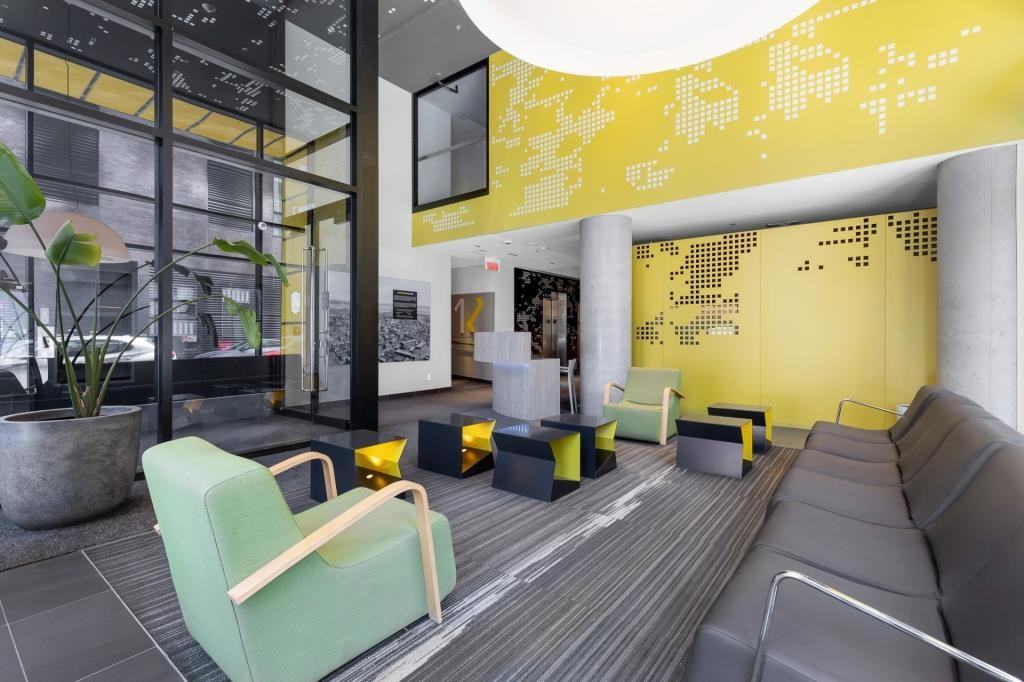 1000 Rue Ottawa #21st Floor - Photo 2 of 42