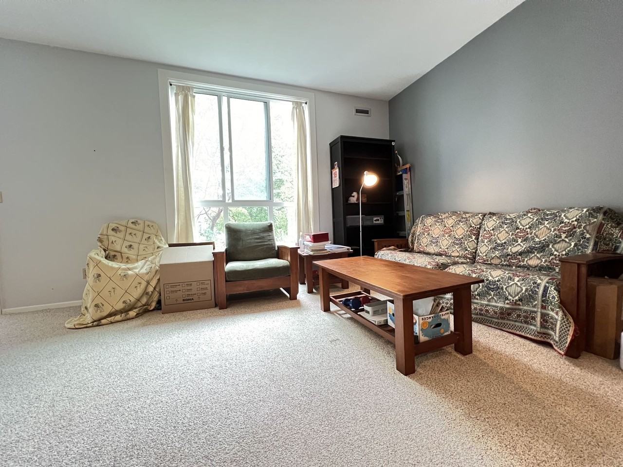 12873 Railway Avenue - Photo 2 of 5