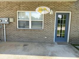 featured image of 219 Academy Dr #3