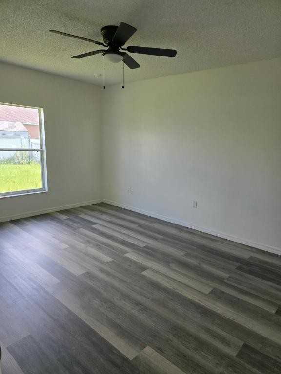 731 Toulon Dr - Photo 6 of 11