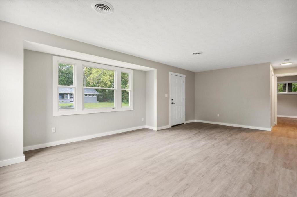 3409 Barbee Dr - Photo 2 of 20