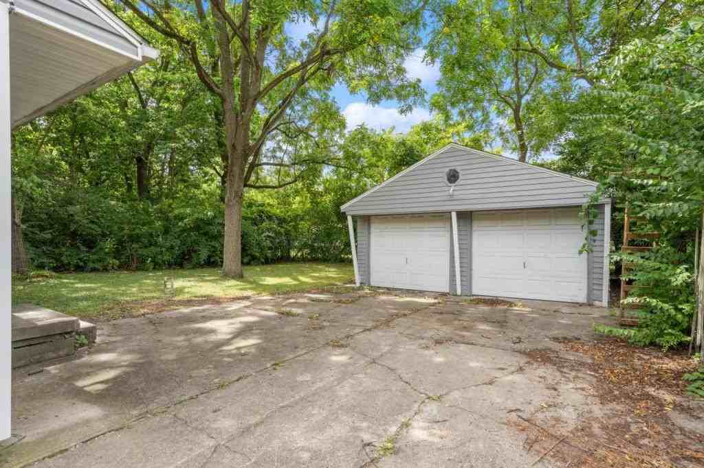 3409 Barbee Dr - Photo 7 of 20