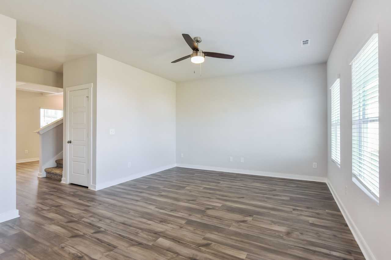 26311 Valley Ridge Rd - Photo 5 of 27