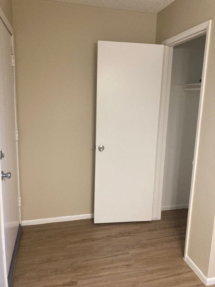 Papago Park Apartments - Photo 2 of 23