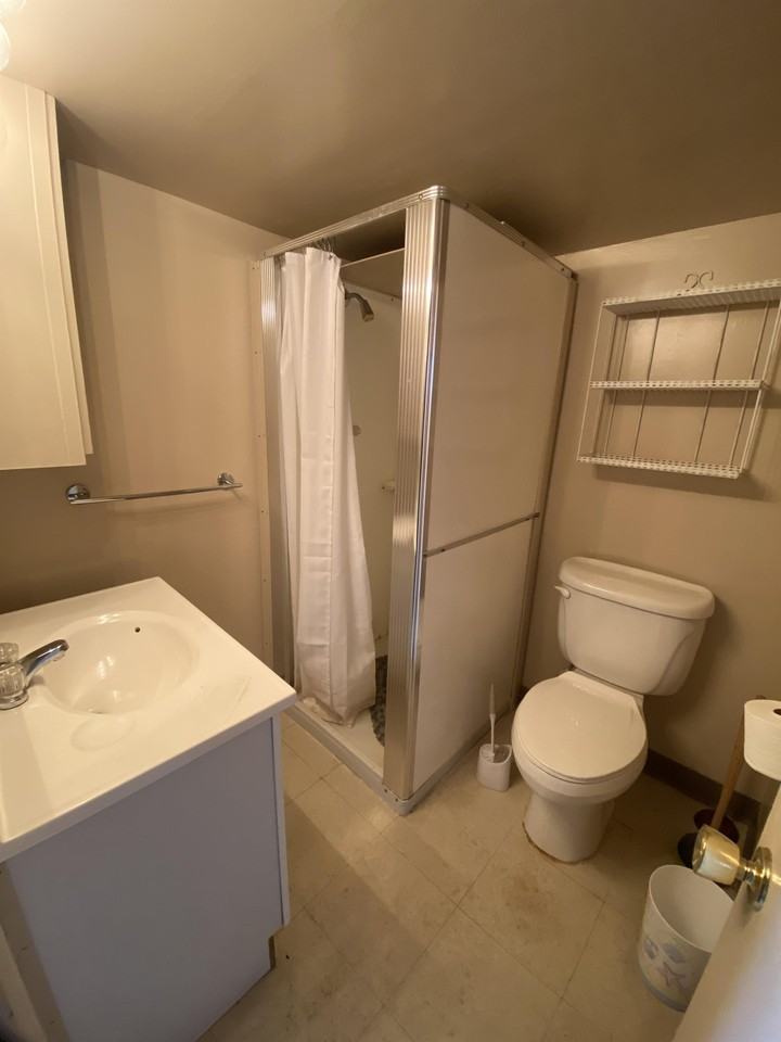 225 La Paloma Drive - Photo 4 of 47