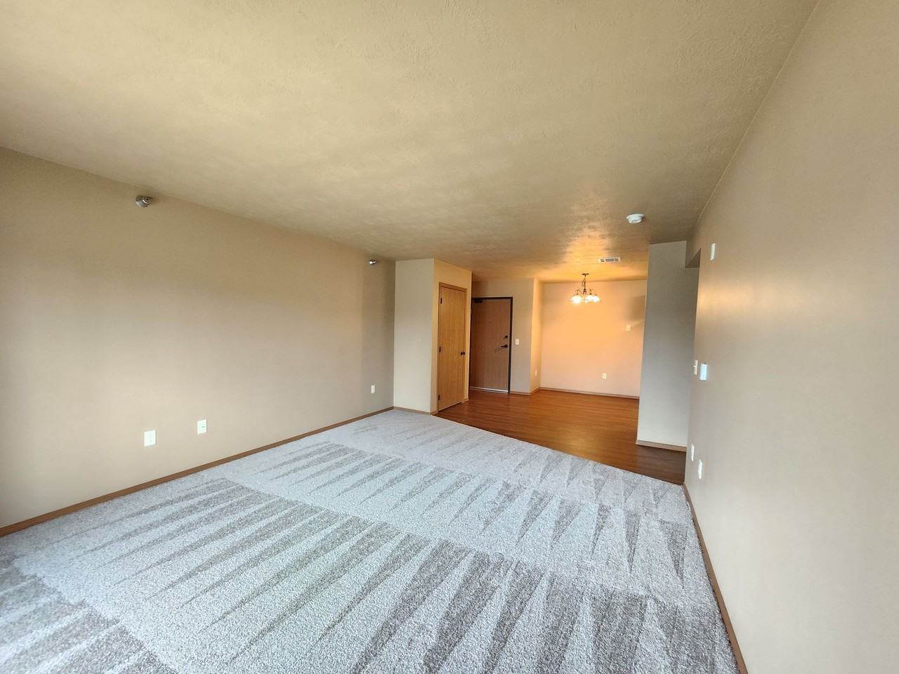 Sunrise Apartments - Photo 6 of 15