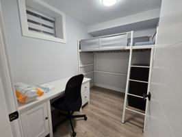 featured image of 4330 Gladstone Street