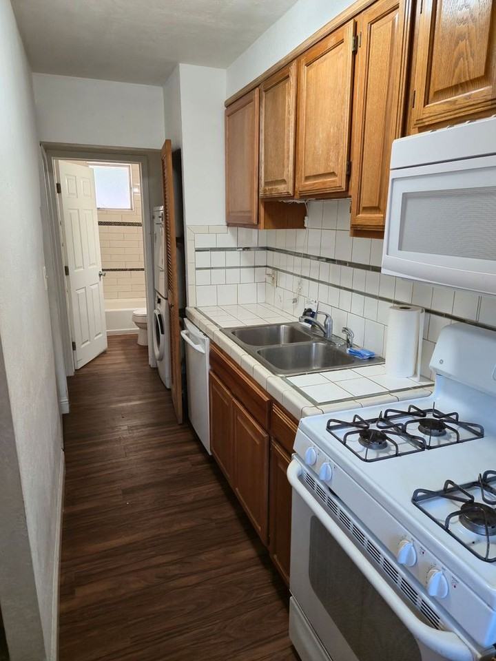 15th Street - Photo 4 of 10