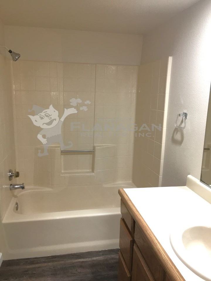 3057 W Queens Cir - Photo 5 of 6