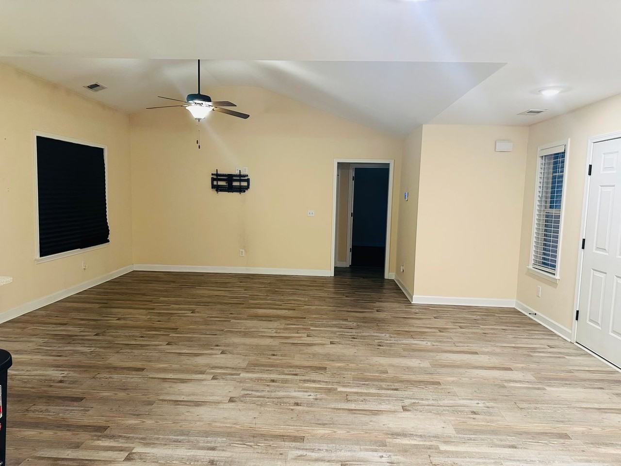 1407 Tupelo Ridge Rd - Photo 5 of 21