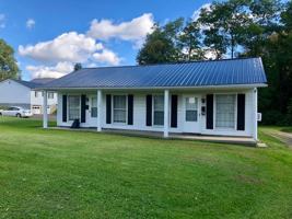 featured image of 111 109/111 Glenwood Dr #111
