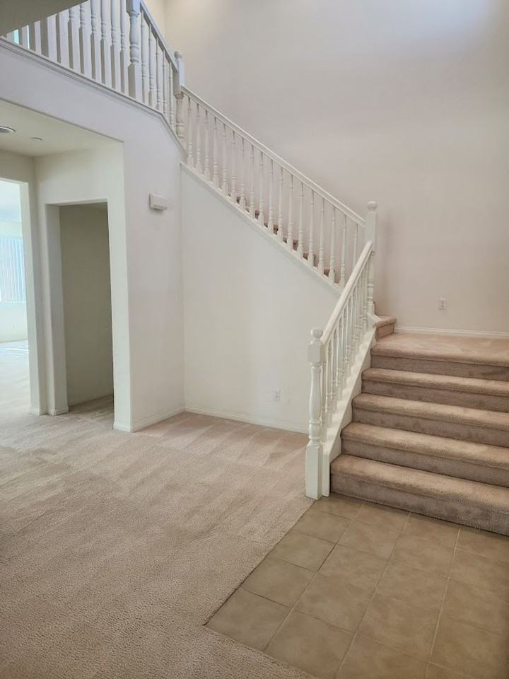 36300 Golden Poppy Ln - Photo 2 of 17