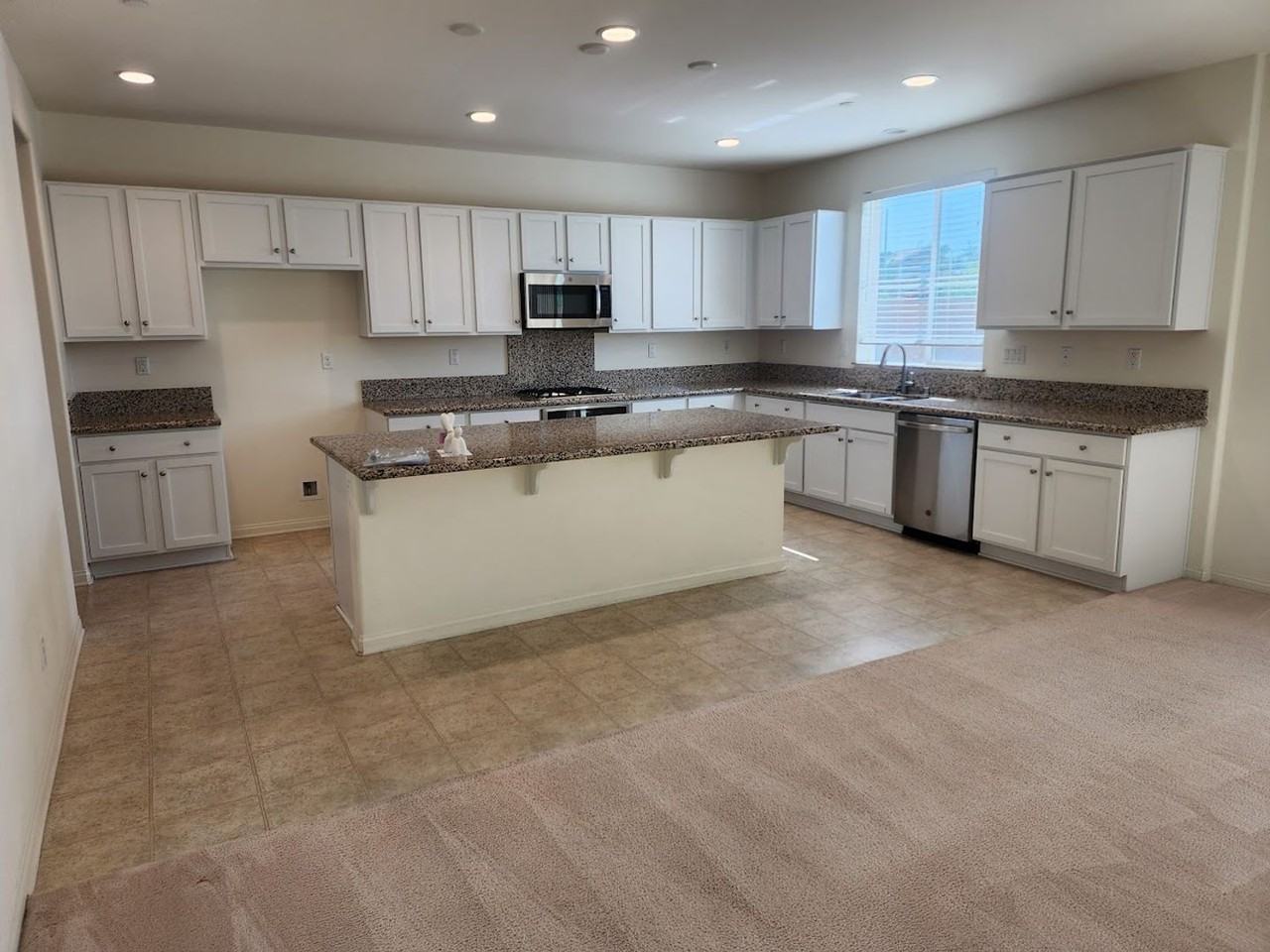 36300 Golden Poppy Ln - Photo 3 of 17