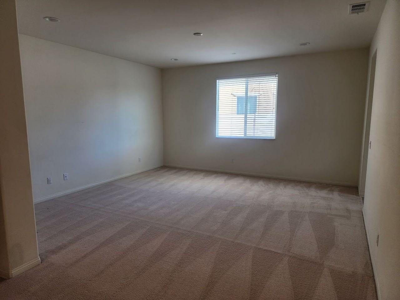 36300 Golden Poppy Ln - Photo 6 of 17