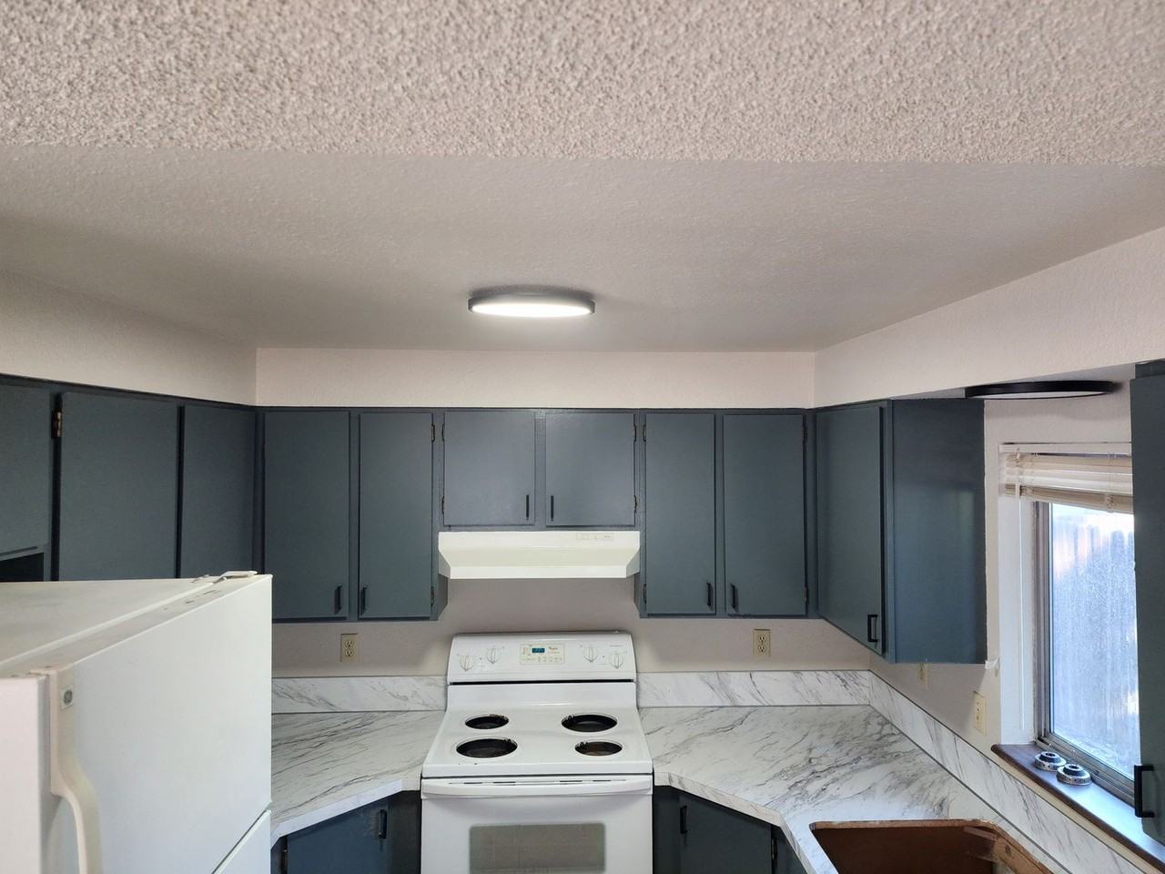 6086 W Dorian Ct - Photo 2 of 19