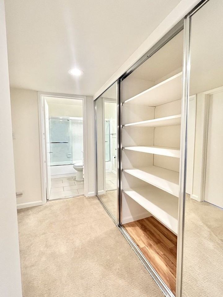 1101 Village Dr #10 - Photo 6 of 9